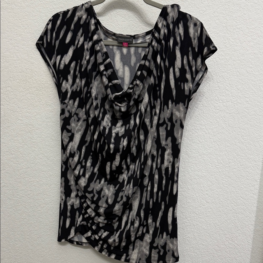 Vince Camuto black & gray top with Taichung on one side. Flattering top!